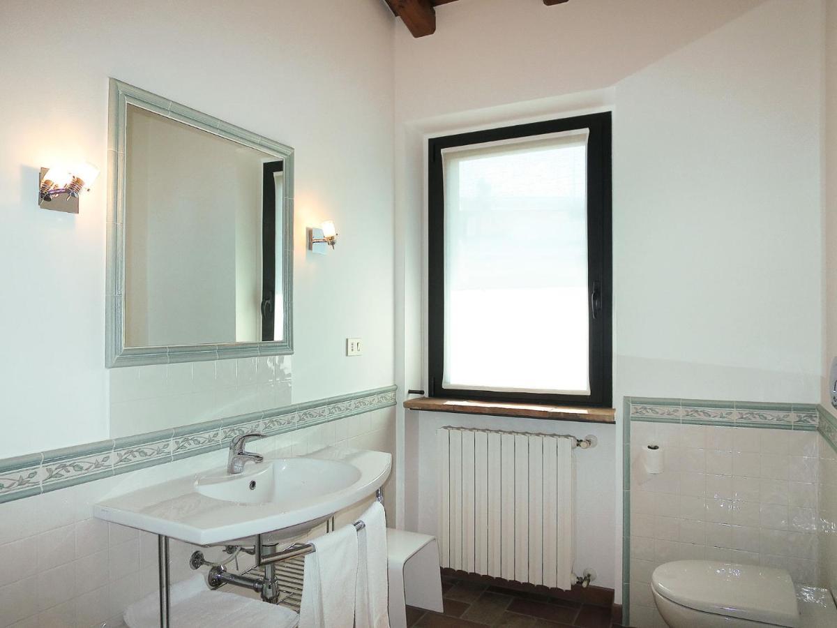 Apartment La Corte Bricca - Bilo C By Interhome Castana  المظهر الخارجي الصورة